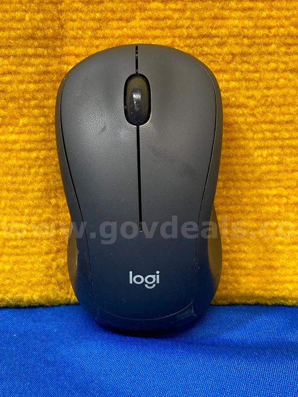 (1) Logitech M130 Wireless Mouse