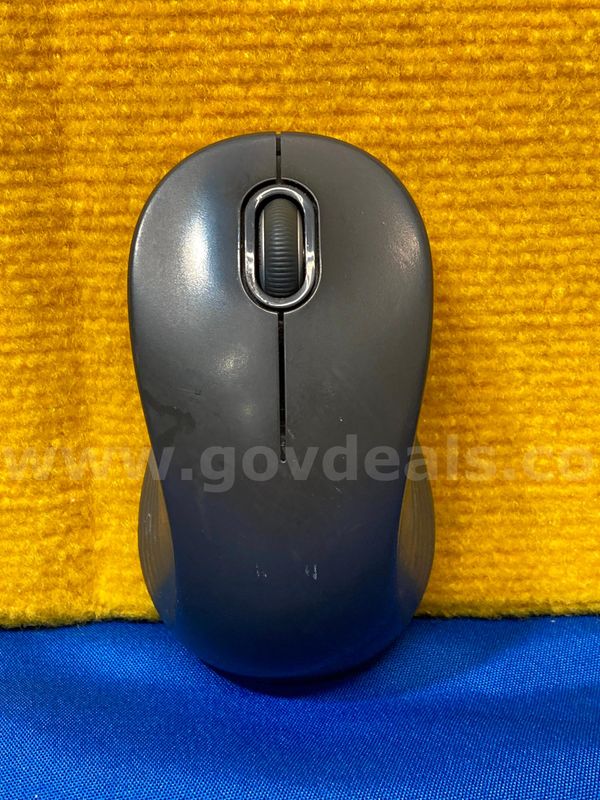 (1) Logitech M550 L Wireless Mouse