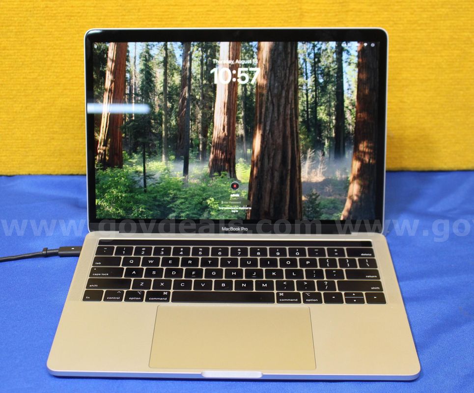 (1) Apple MacBook Pro 13-inch 2018 - Intel Core i5, 16GB RAM, 500 HDD, OS: Sequoia 15.7.9