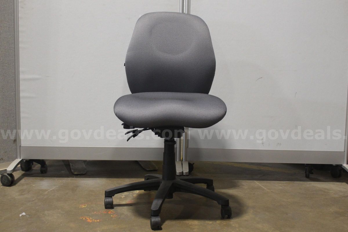 (1) Hon Padded Office Chair