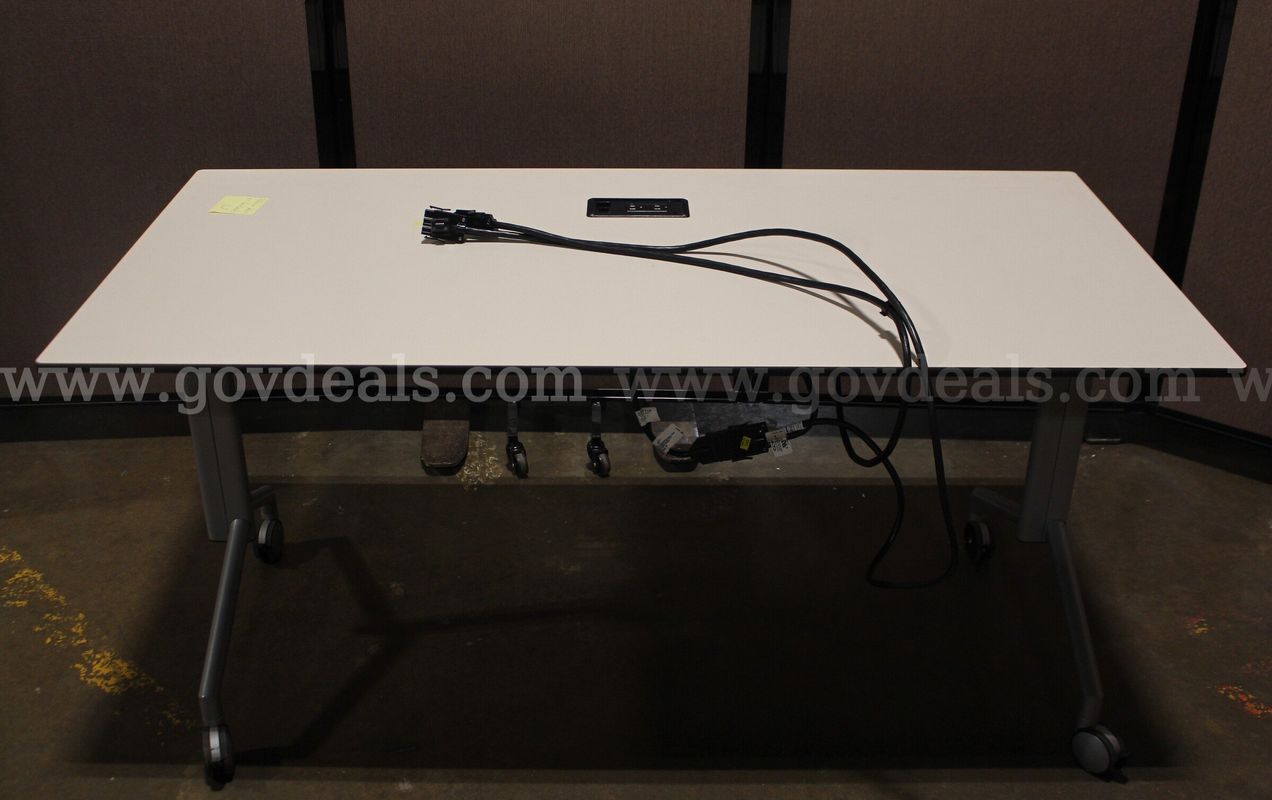 (1) Kimball Flip-Top Mobile Training / Conference Table – Model 77K3060RTL