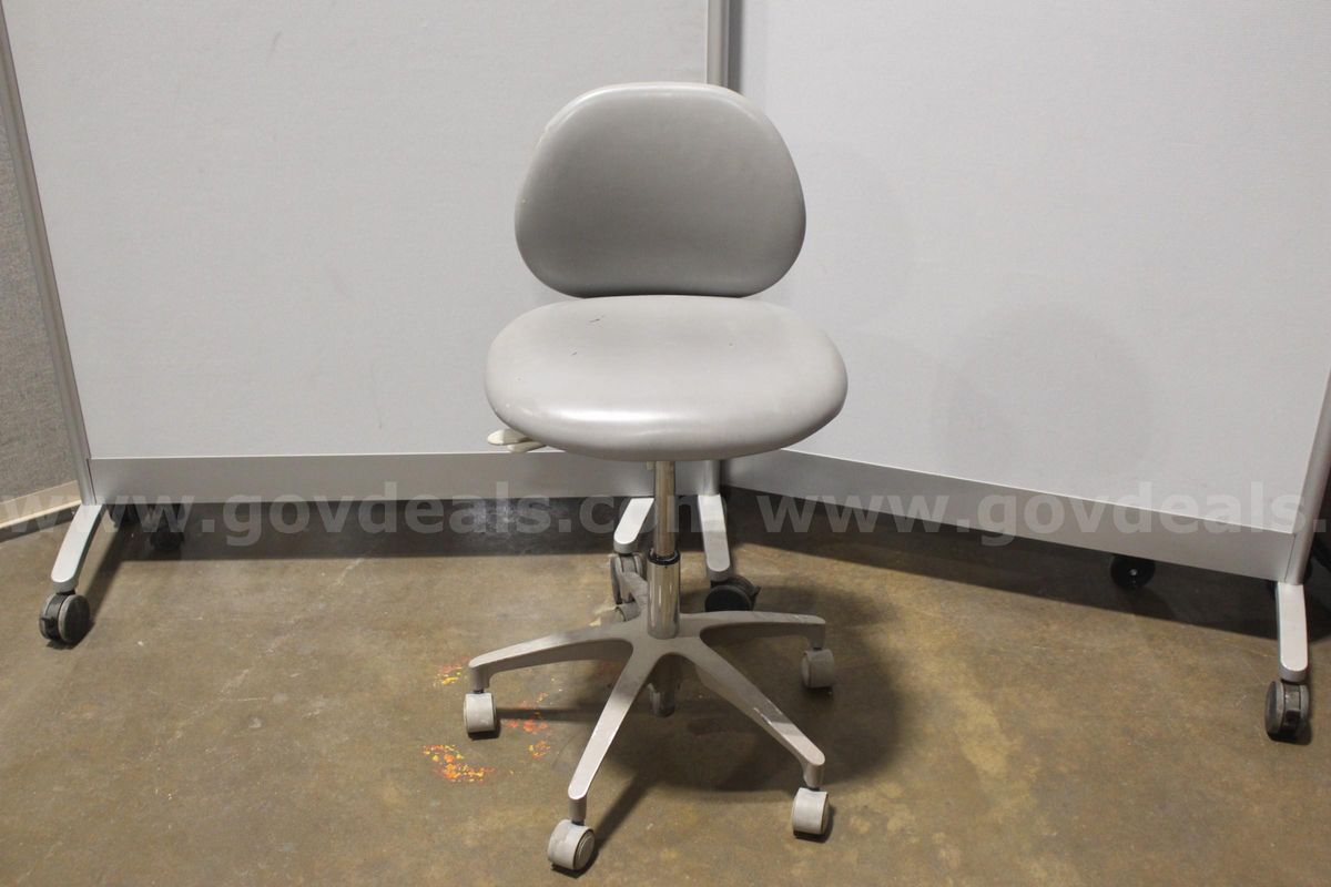 (1) Adec Medical Task Chair