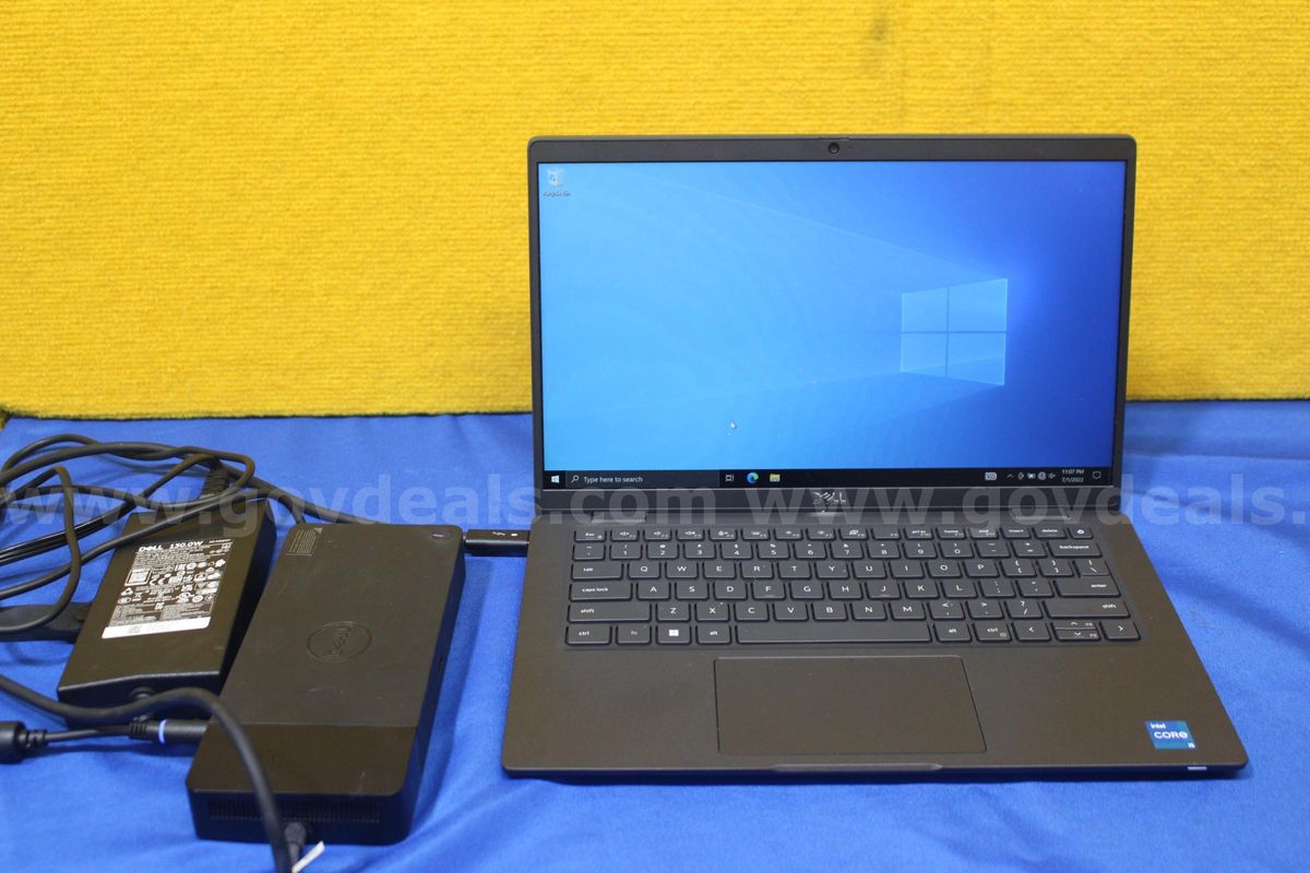 (1) Dell Latitude 7430 Laptop - Intel i5, 16GB RAM, 256GB SSD, OS: Windows 10, (1) Power Adaptor, (1) Docking Station