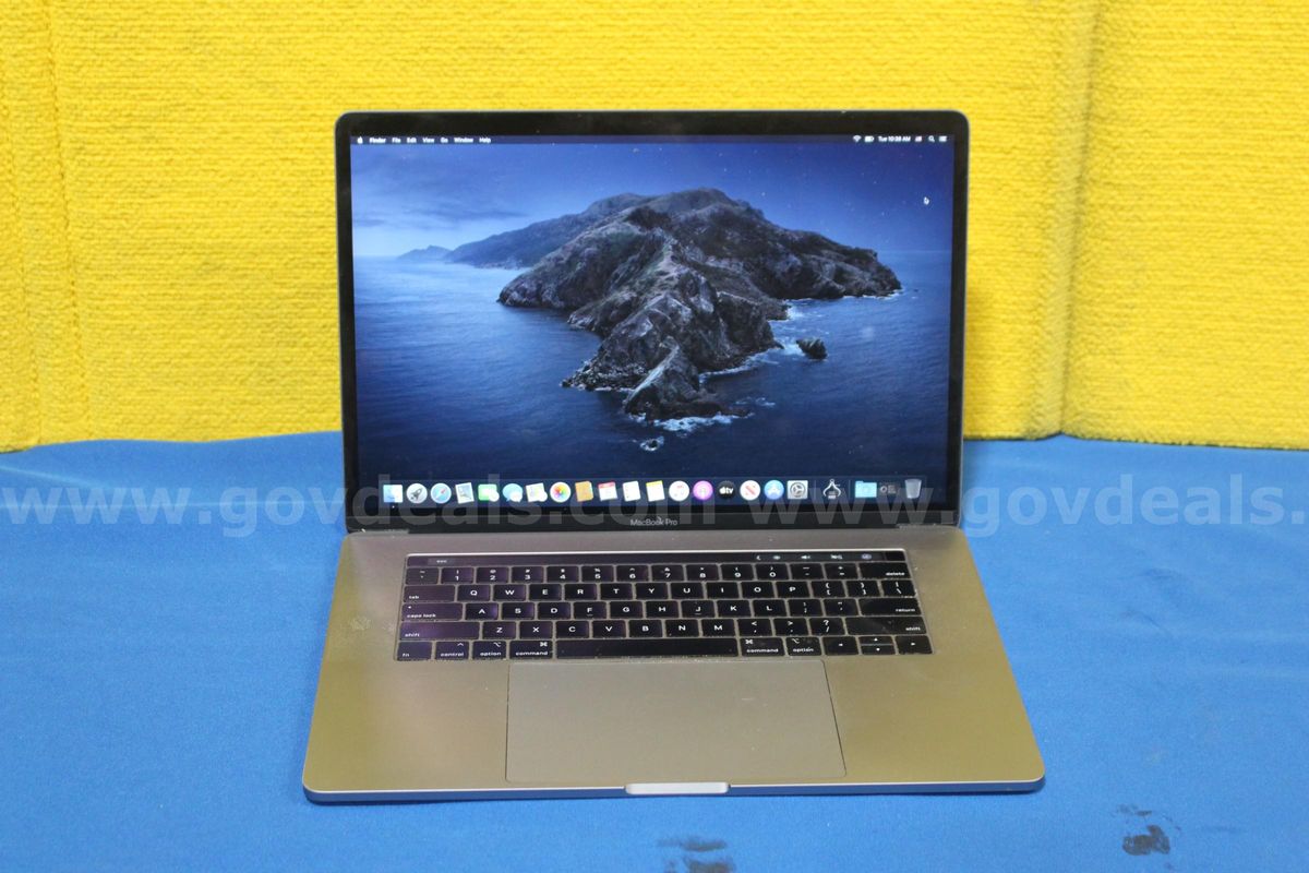 (1) Apple MacBook Pro 15", 2019, Intel i7, 16GB RAM, 1TB HHD, OS: Catalina 10.15.7