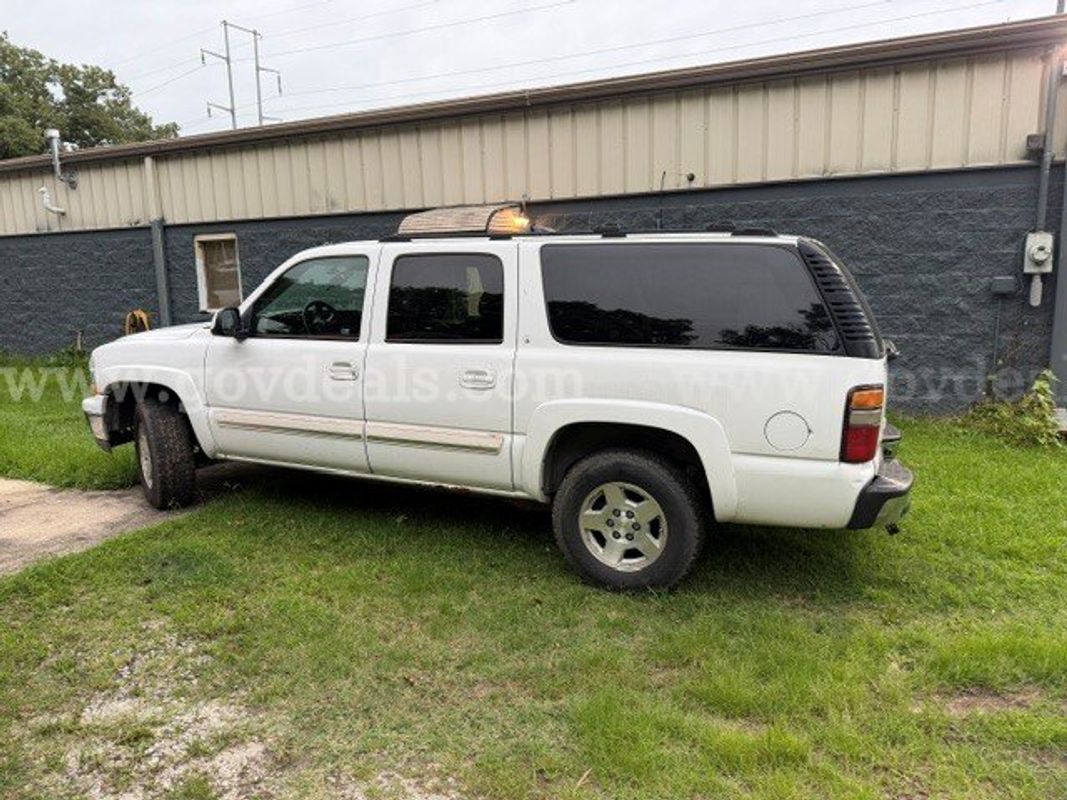 2004 Chevrolet Suburban 1500 4x4