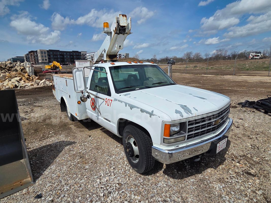 1993 Chevy Bucket Truck C3500