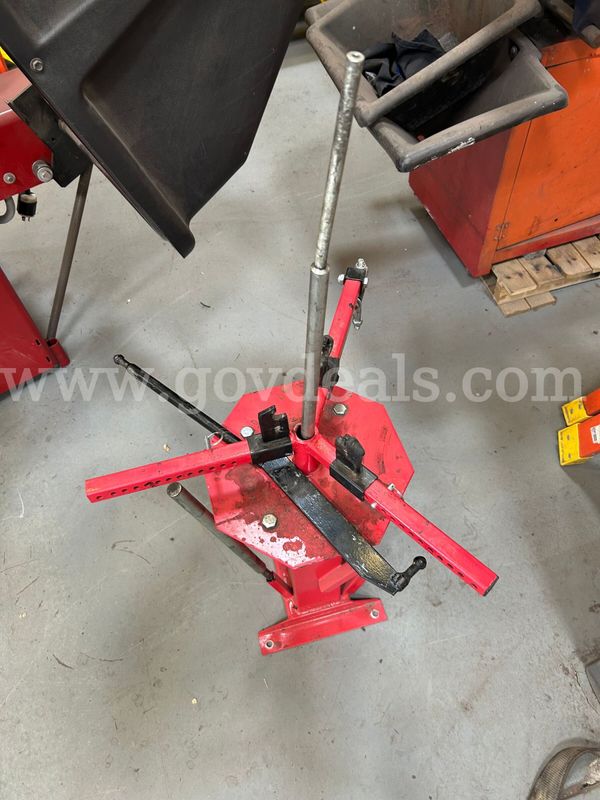 Automotive Shop Equipment Lot – Coats 950 Wheel Balancer, Brake Lathe & Floor Drill Press