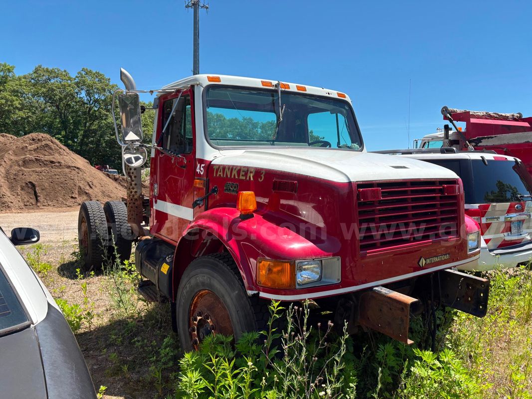 2000 International 4900