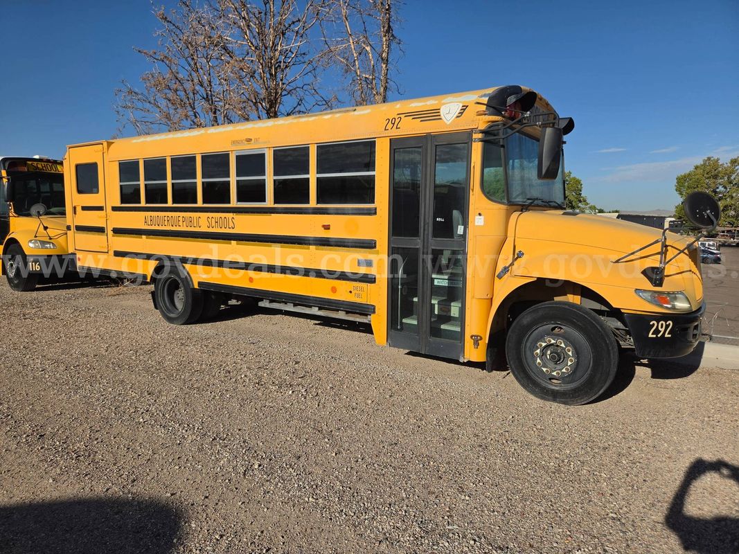 2006 International 3000 School Bus