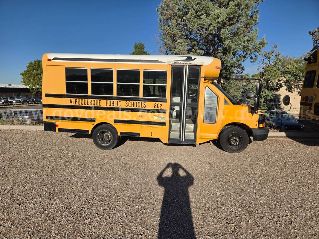 2009 Chevrolet Express School Bus