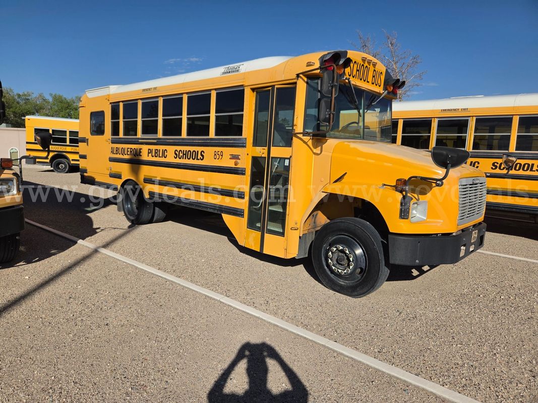 2006 FREIGHTLINER FS65 School Bus