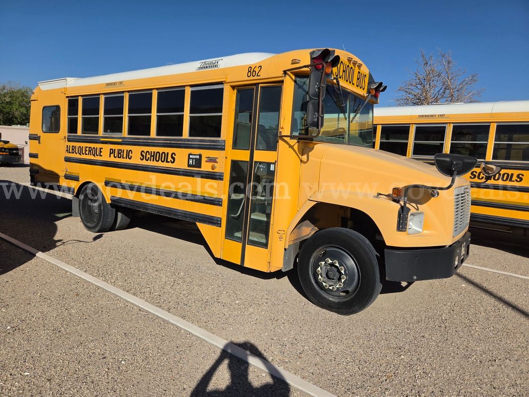 2006 FREIGHTLINER FS65 School Bus