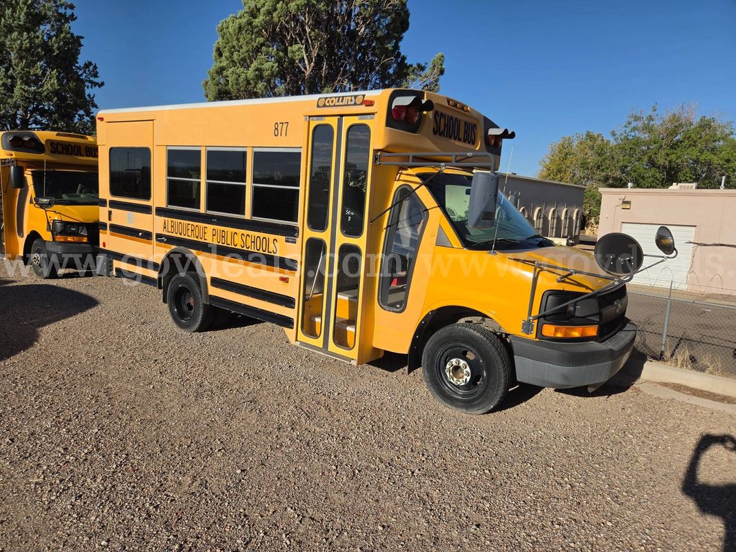 2004 Chevrolet Express G3500 School Bus