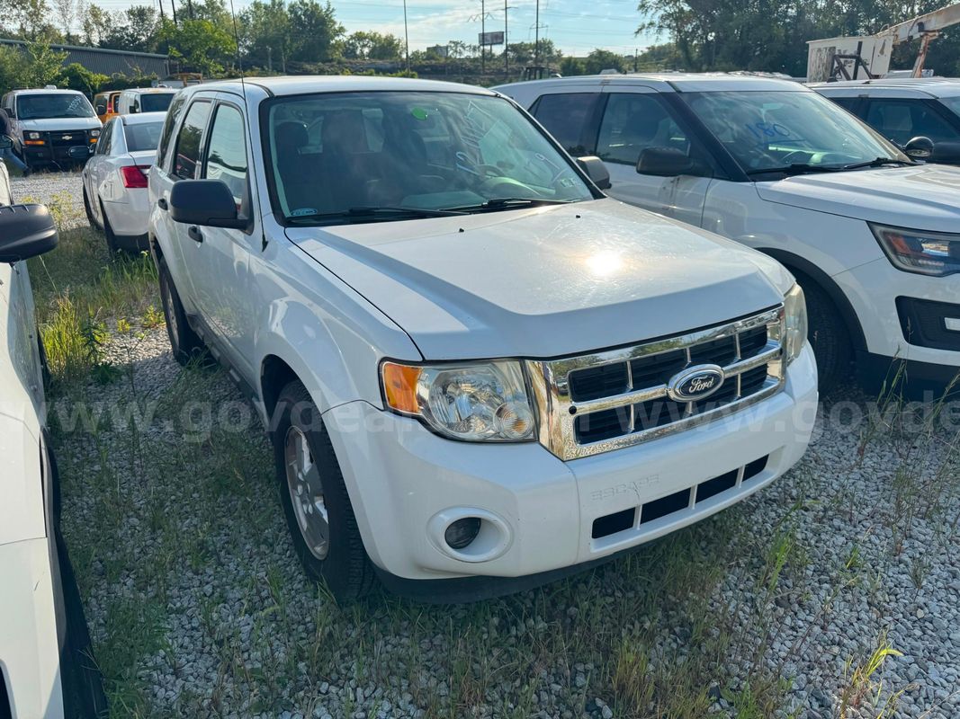 2012 Ford Escape Lot 179 - 120027 R