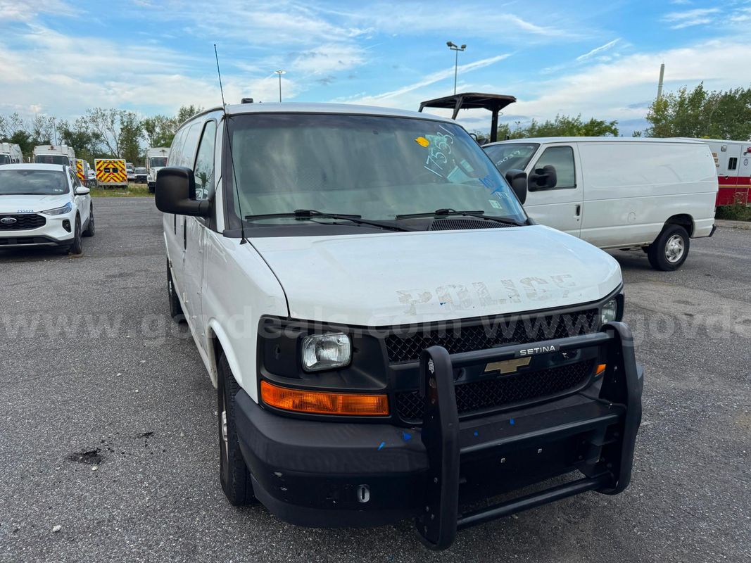 2017 Chevrolet Express 2500 Lot 109 - 175531 R