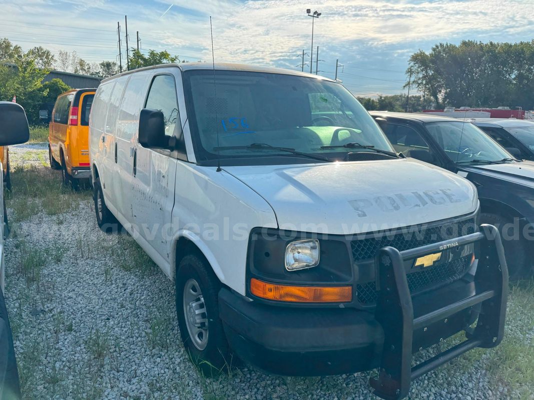 2017 Chevrolet Express 2500 Lot 156 - 175533 R