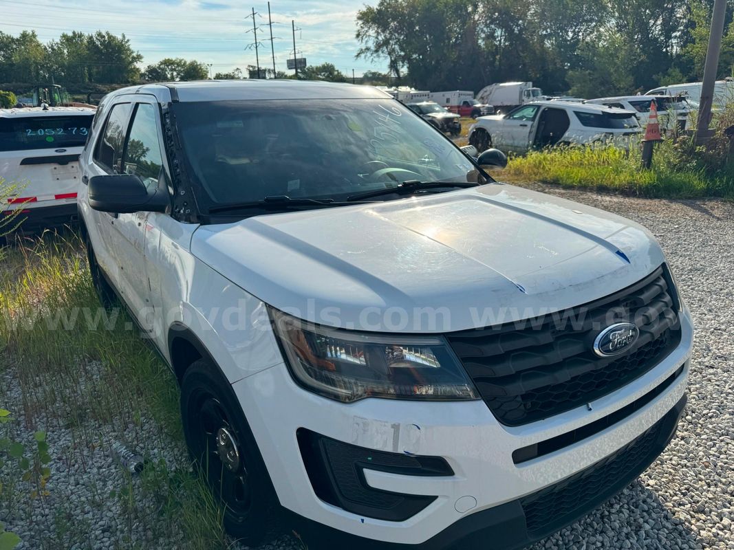 2018 Ford Interceptor SUV Lot 182 - 185146 R