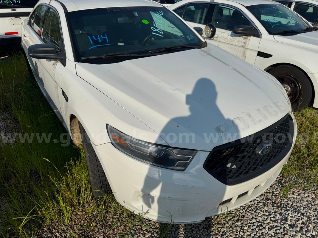 2018 Ford Interceptor Sedan Lot 144 - 185206 R