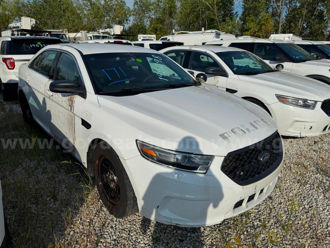 2019 Ford Interceptor Sedan Lot 171 - 195098 R