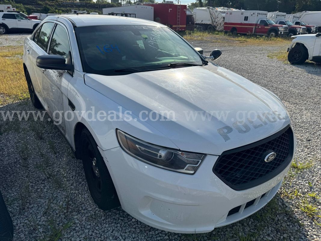 2019 Ford Interceptor Sedan Lot 164 - 195100 R