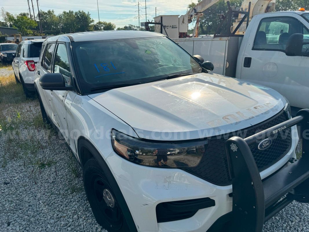2020 Ford Interceptor SUV Hybrid Lot 181 - 205375 R