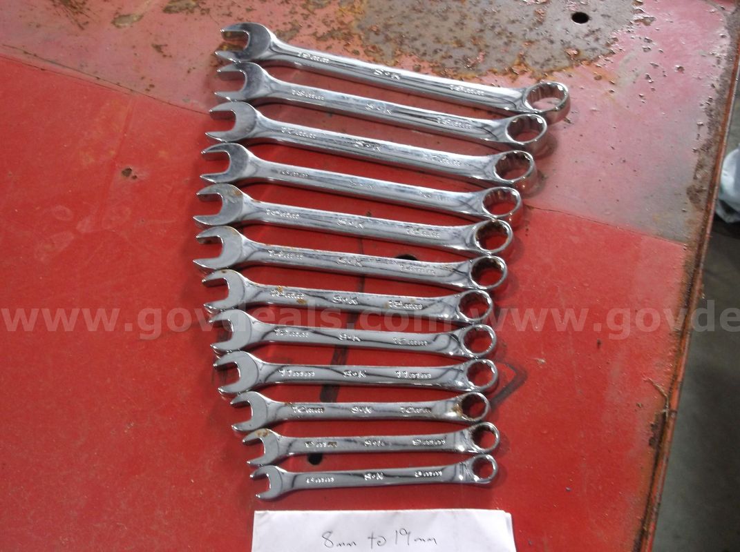 S&K METRIC WRENCH SET. 8MM-19MM