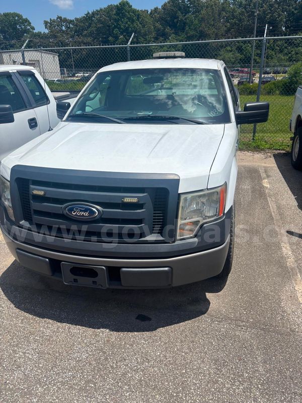 2011 Ford F-150 XL 8-ft. Bed 2WD