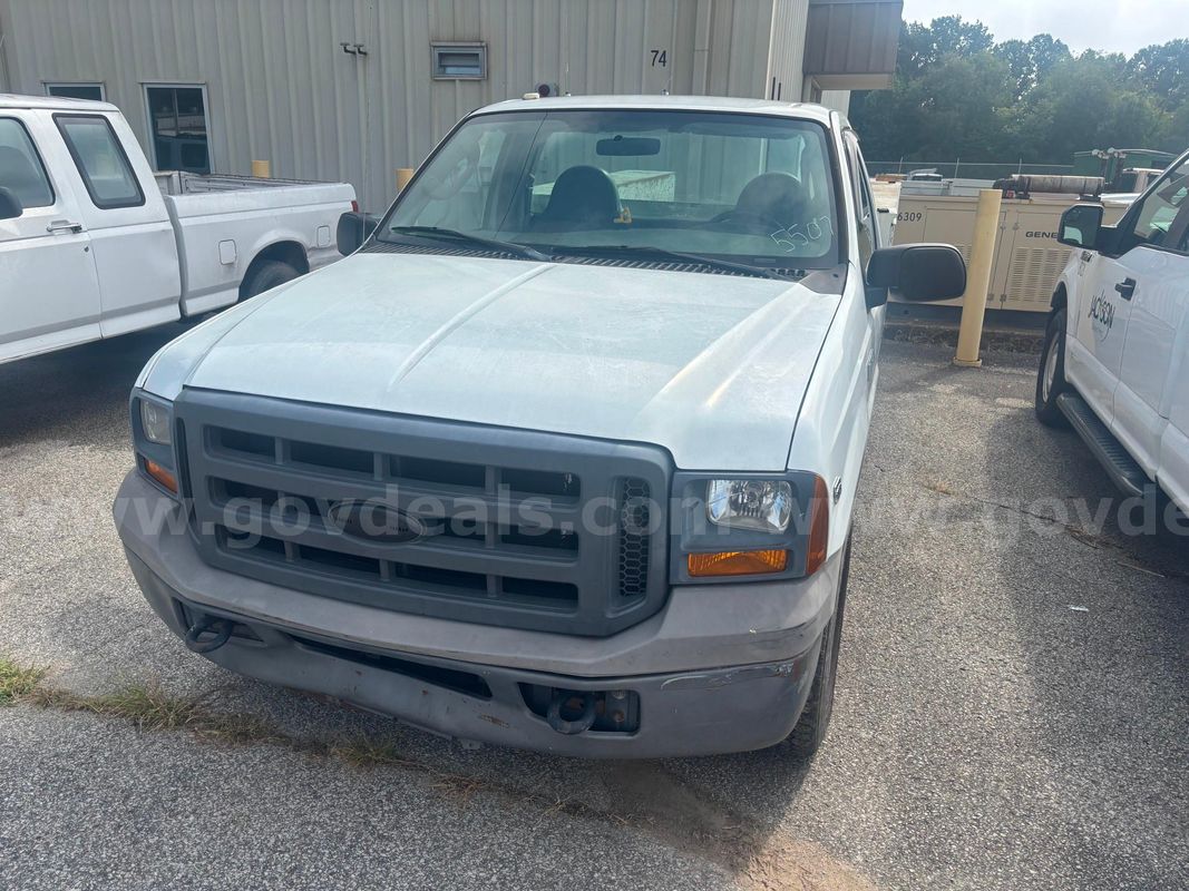 2005 Ford F-250 SD XL 2WD