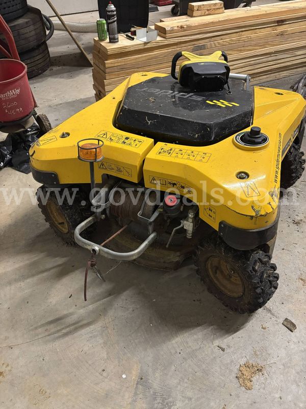 Spider mower & remote control