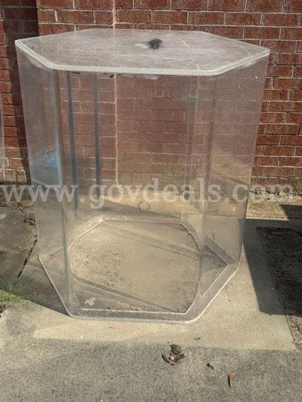 Hexagon Aquarium - Approximately 200 gallons