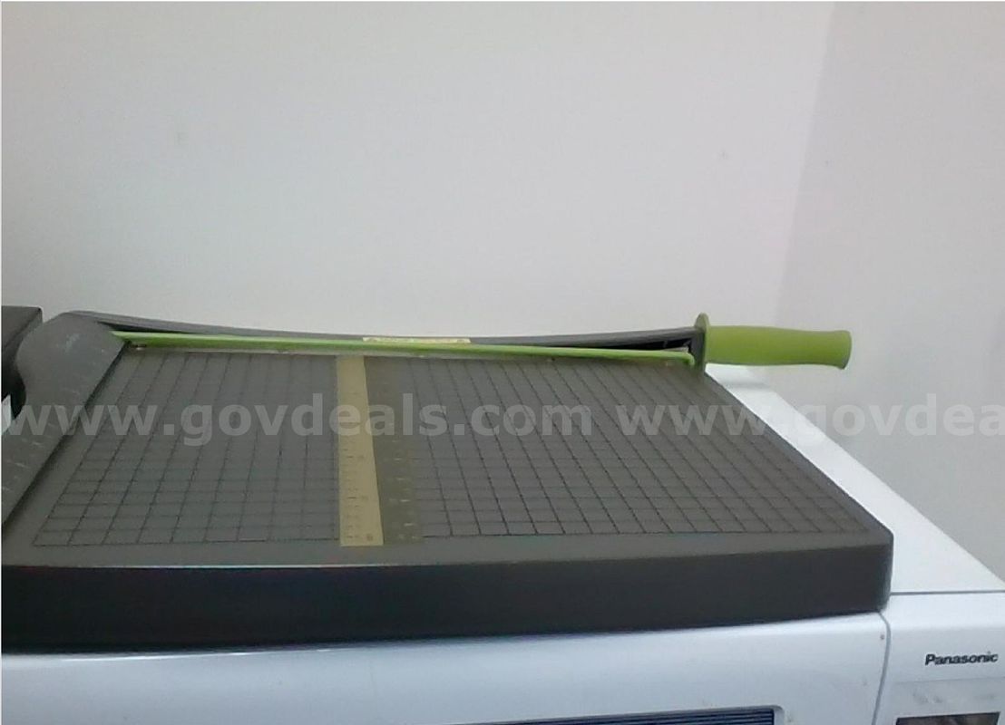 Swingline Paper Cutter #9315 - Jackie S