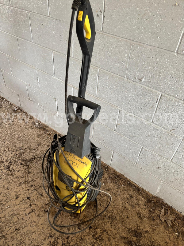 Karcher Pressure Washer