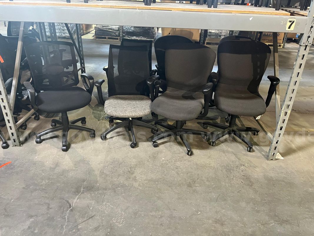 7 Office Chairs