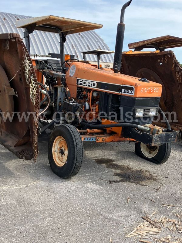 1994 Ford 5640 Tractor