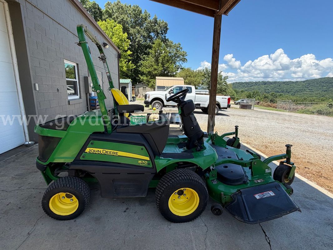 2019 JOHN DEERE 1570 MOWER