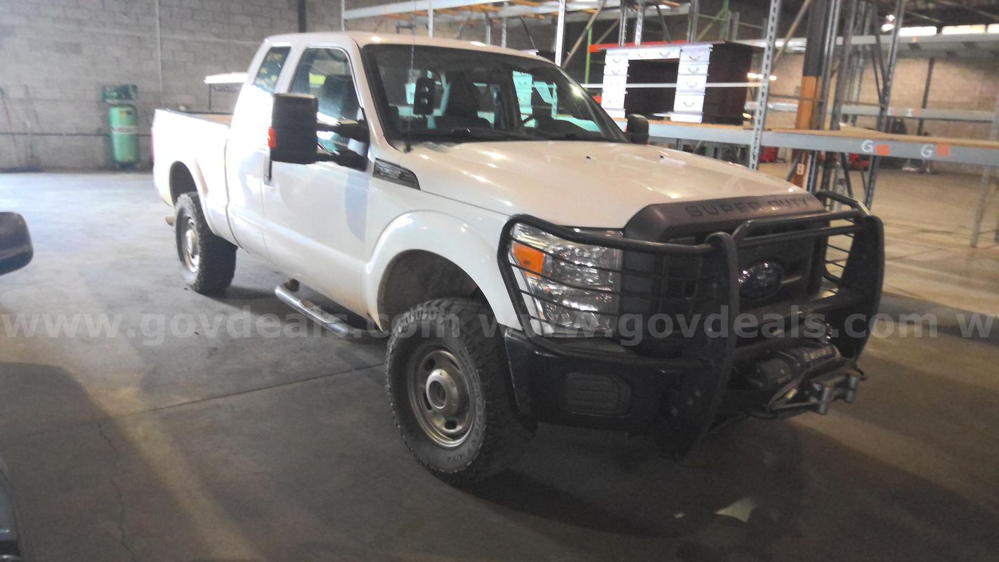 2016 FORD F250 4WD SUPER CAB