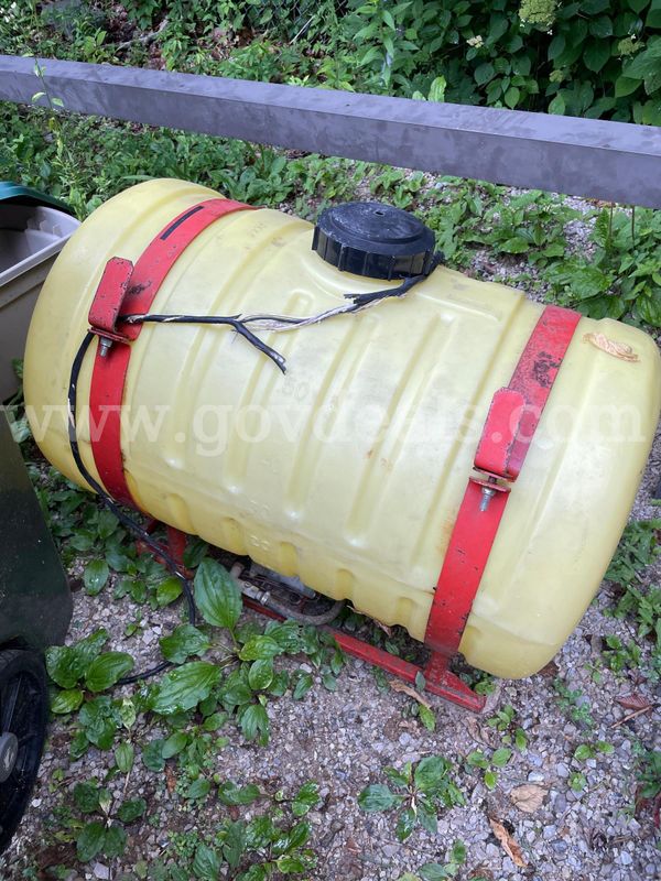 SPRAY TANKS (2)