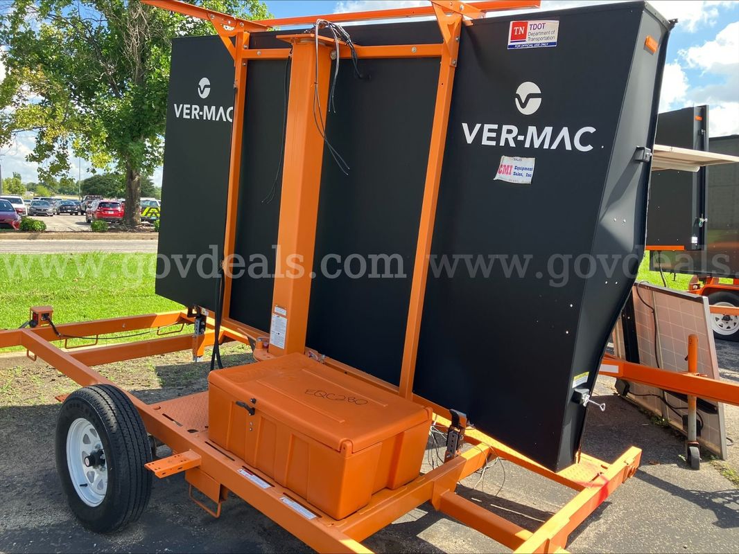 2022 VERMAC Trailer Mounted Message