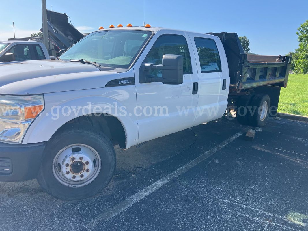 2012 FORD F350 DUMP TRUCK