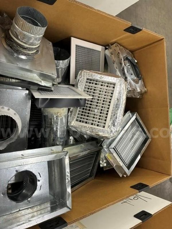 Ceiling Exhaust Vents 1 Lot
