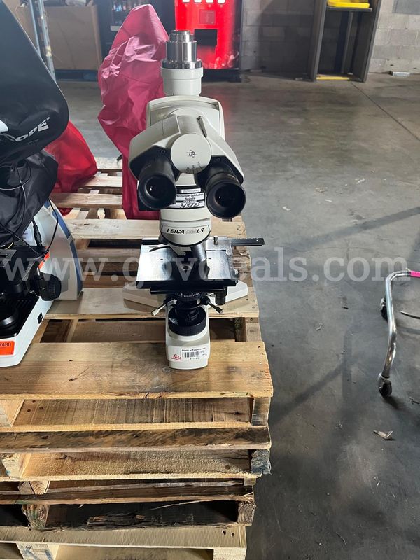 LEICA DMLS MICROSCOPE