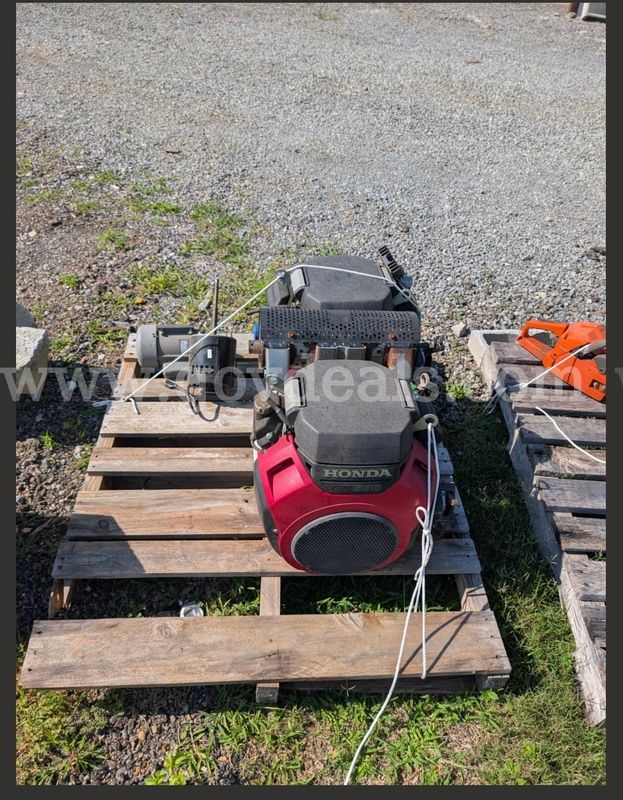 ENGINES QTY-4