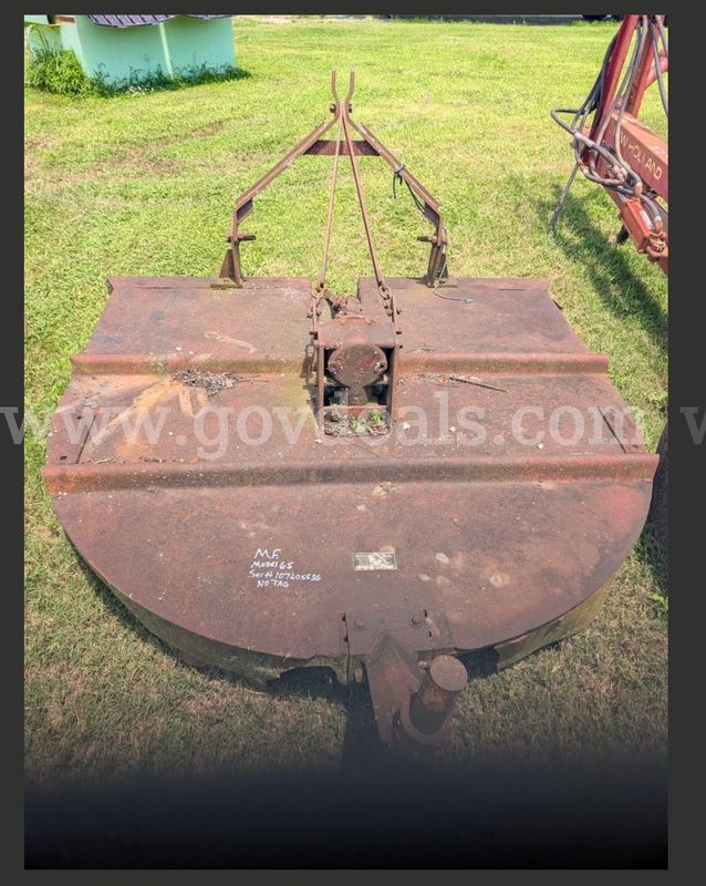 MASSEY FERGUSON MODEL 65 BUSH HOG