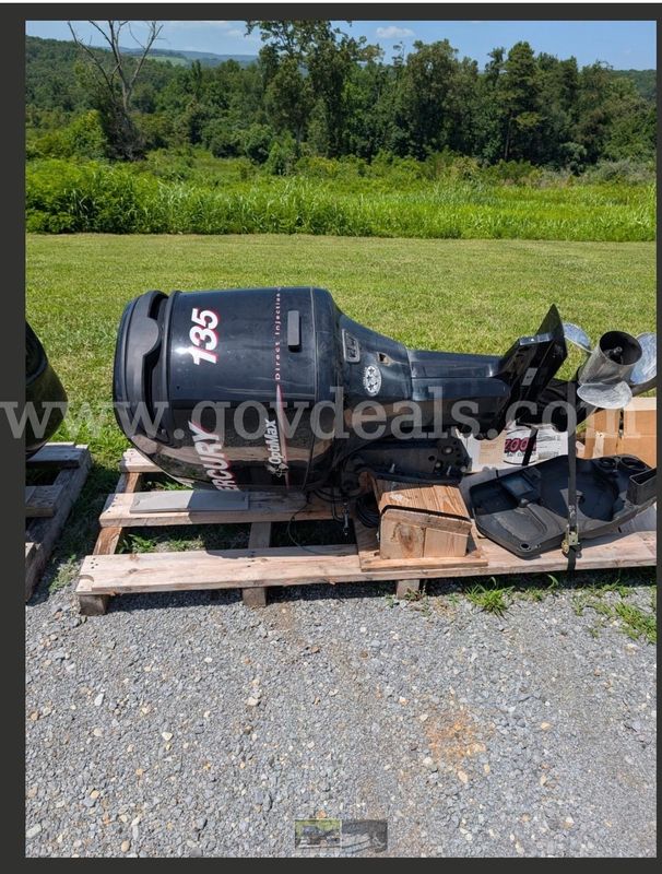 2009 Mercury 135 Outboard Motor