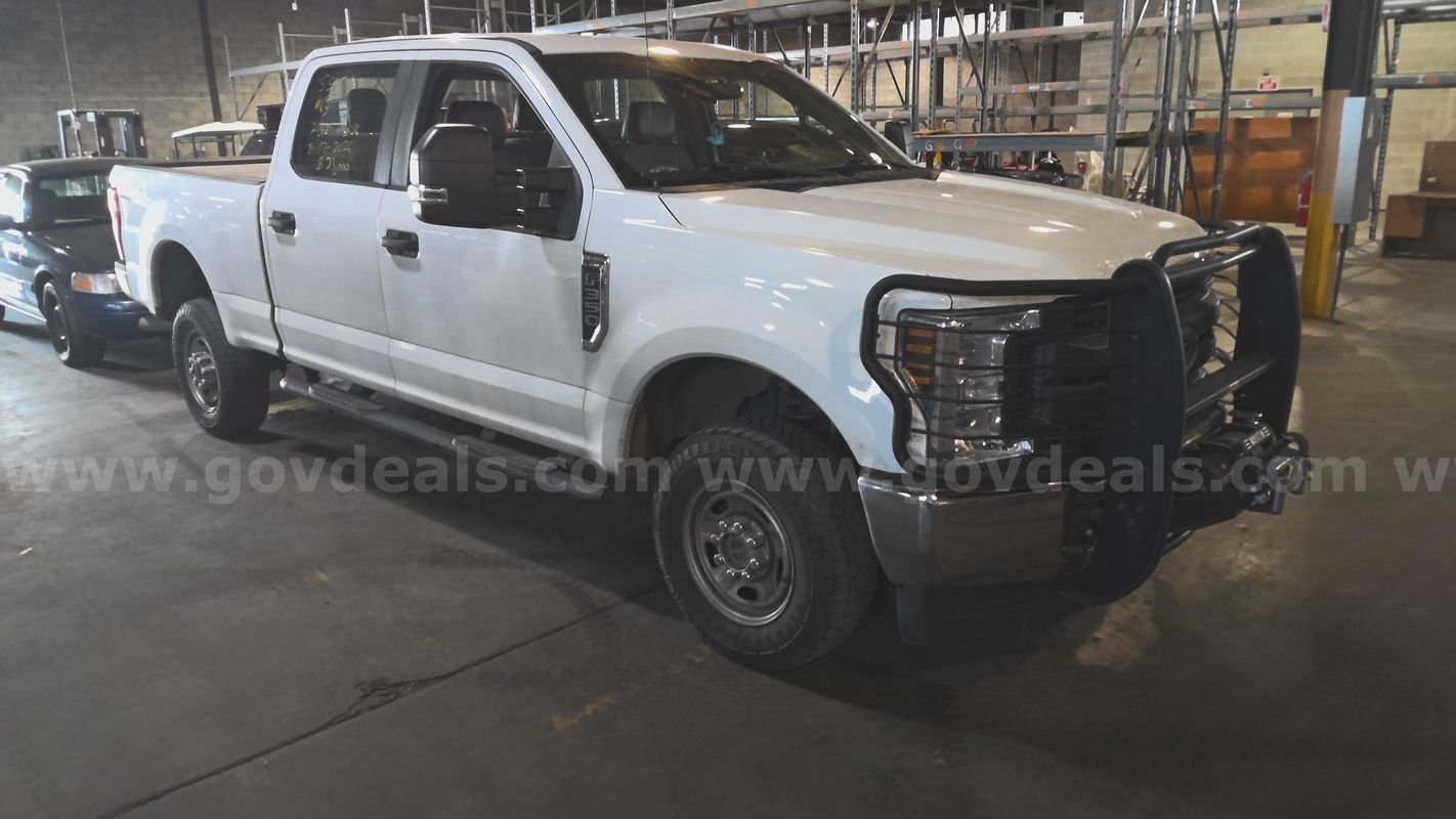 2019 FORD F-350 CREWCAB 4WD