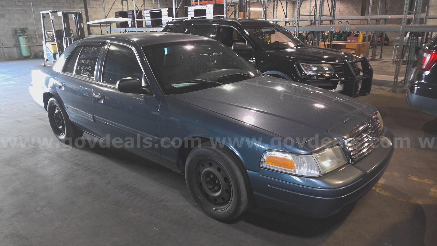 2008 Ford Crown Victoria Police Pursuit