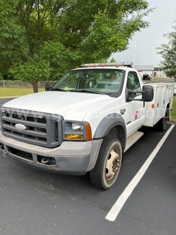 2005 Ford F550 Utility Truck