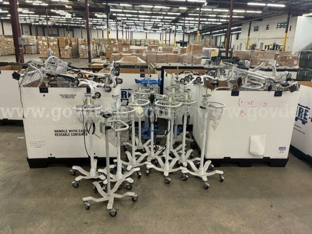 MISC MEDICAL EQUIPMENT 1 LOT