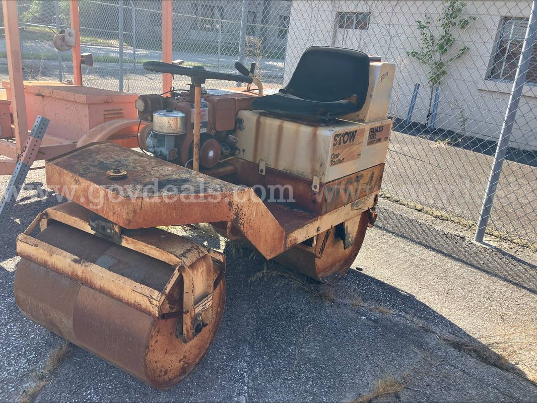 1992 Stow Western R2000 Roller