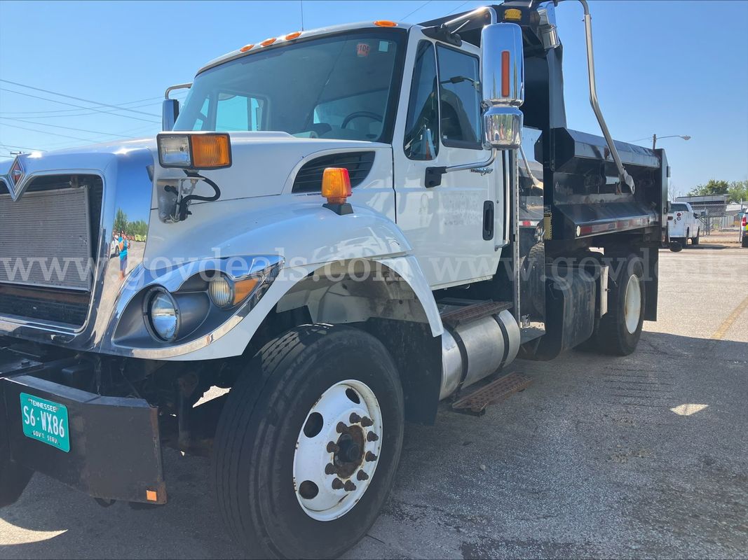 2014 International 7300 Dump Truck